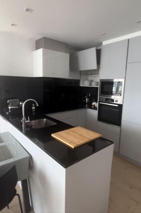 무히아 Malecon 47 Apartamento Reformado En Primera Linea 아파트 외부 사진