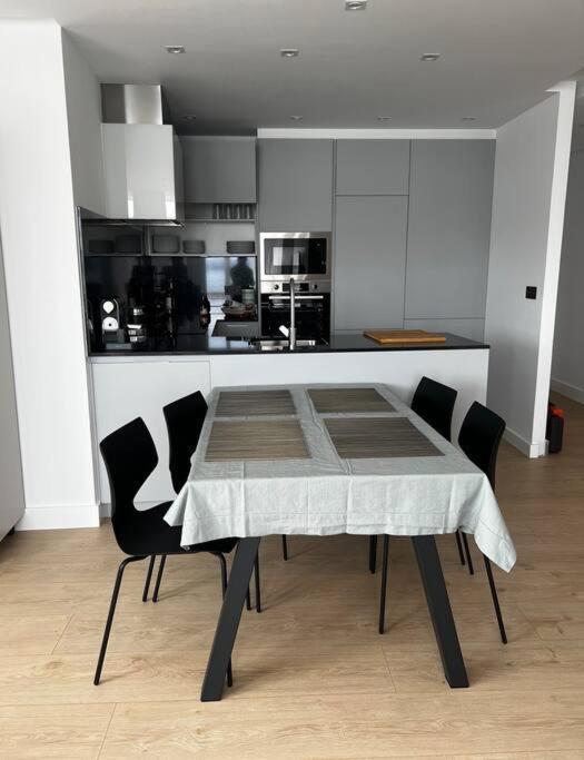 무히아 Malecon 47 Apartamento Reformado En Primera Linea 아파트 외부 사진